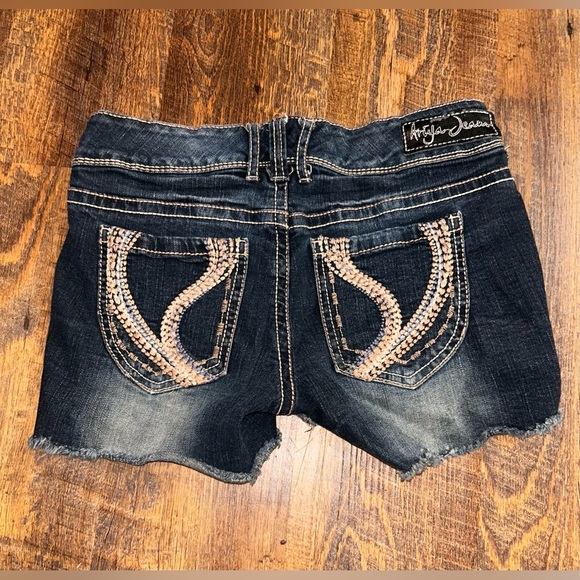 Ariya Jeans Blue Denim Cut Off Shorts Raw Hem Distressed  Size 3/4 - Picture 4 of 4